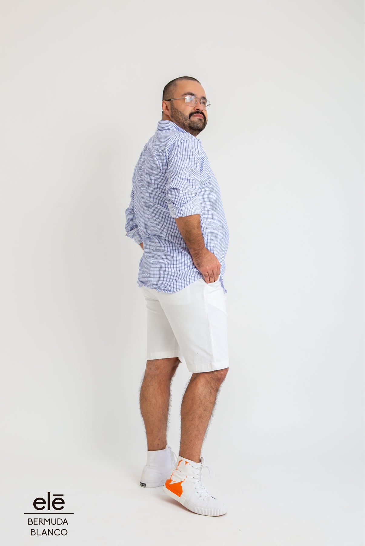 BERMUDA DE GABARDINA BLANCO