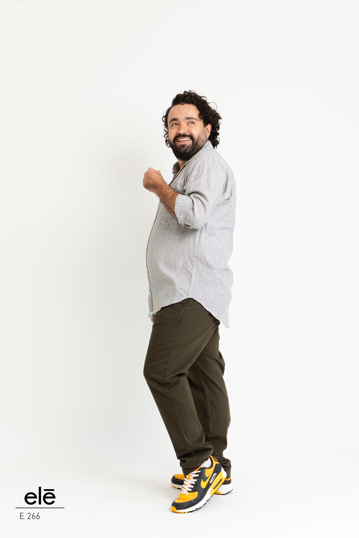 CAMISA NEGRO LINEAS BLANCO