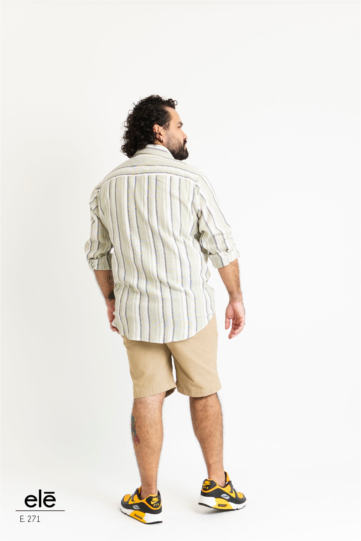 CAMISA VERDE, NEGRO Y BEIGE