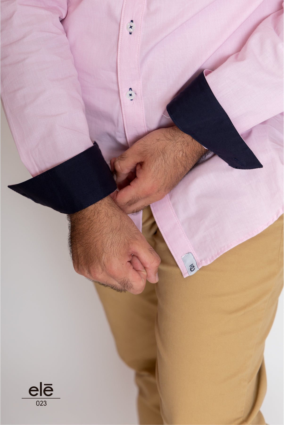 CAMISA ROSA LISA COMBINACIÓN PUÑO Y CUELLO