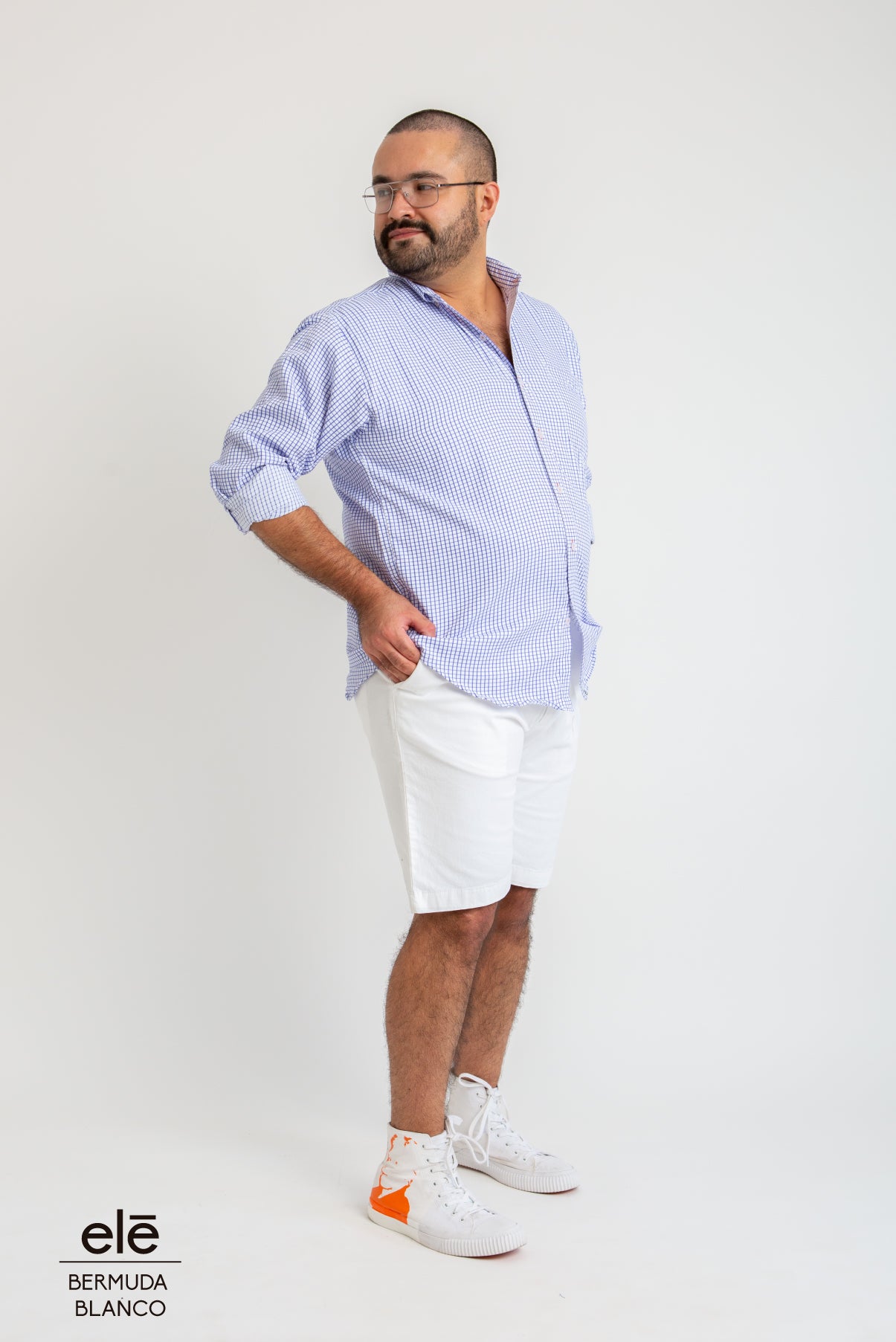 BERMUDA DE GABARDINA BLANCO