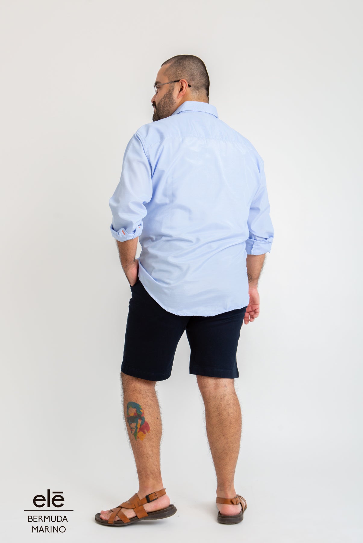 BERMUDA DE GABARDINA AZUL MARINO