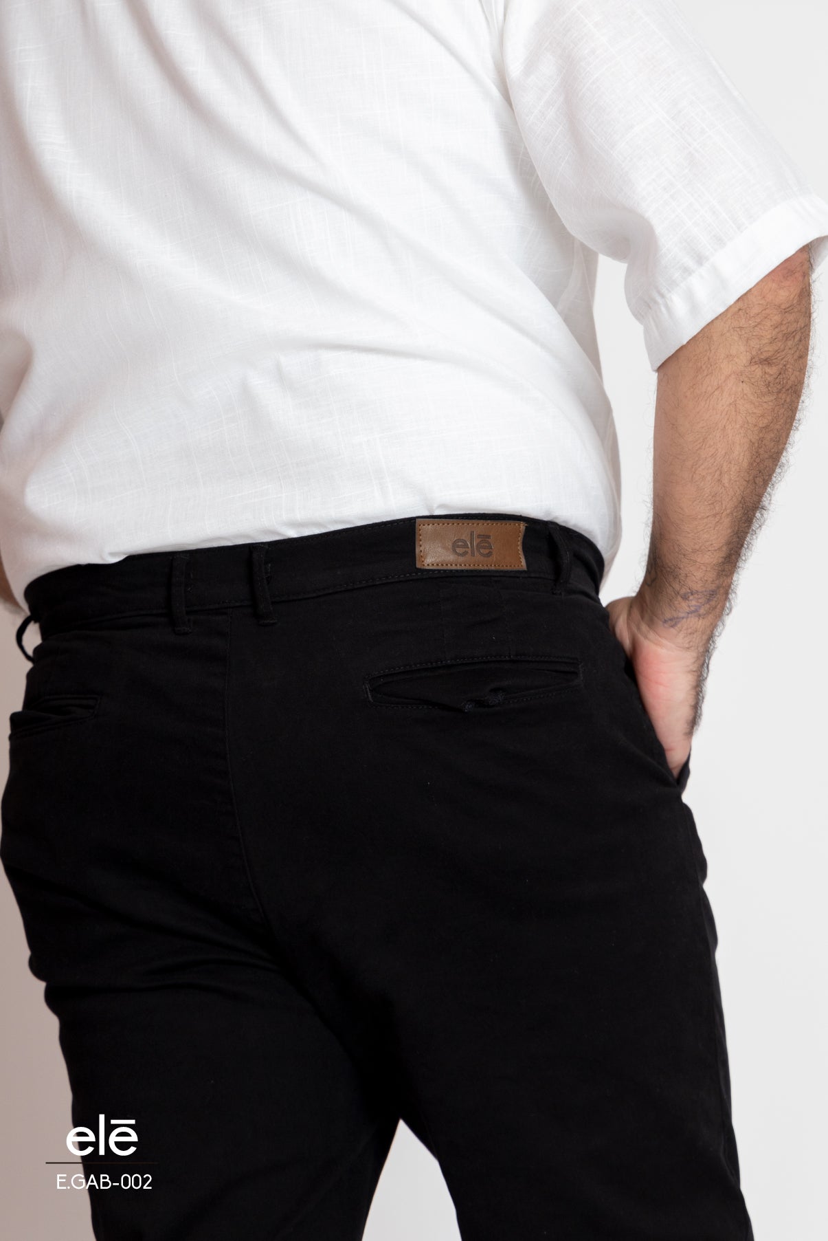 PANTALON DE GABARDINA NEGRO