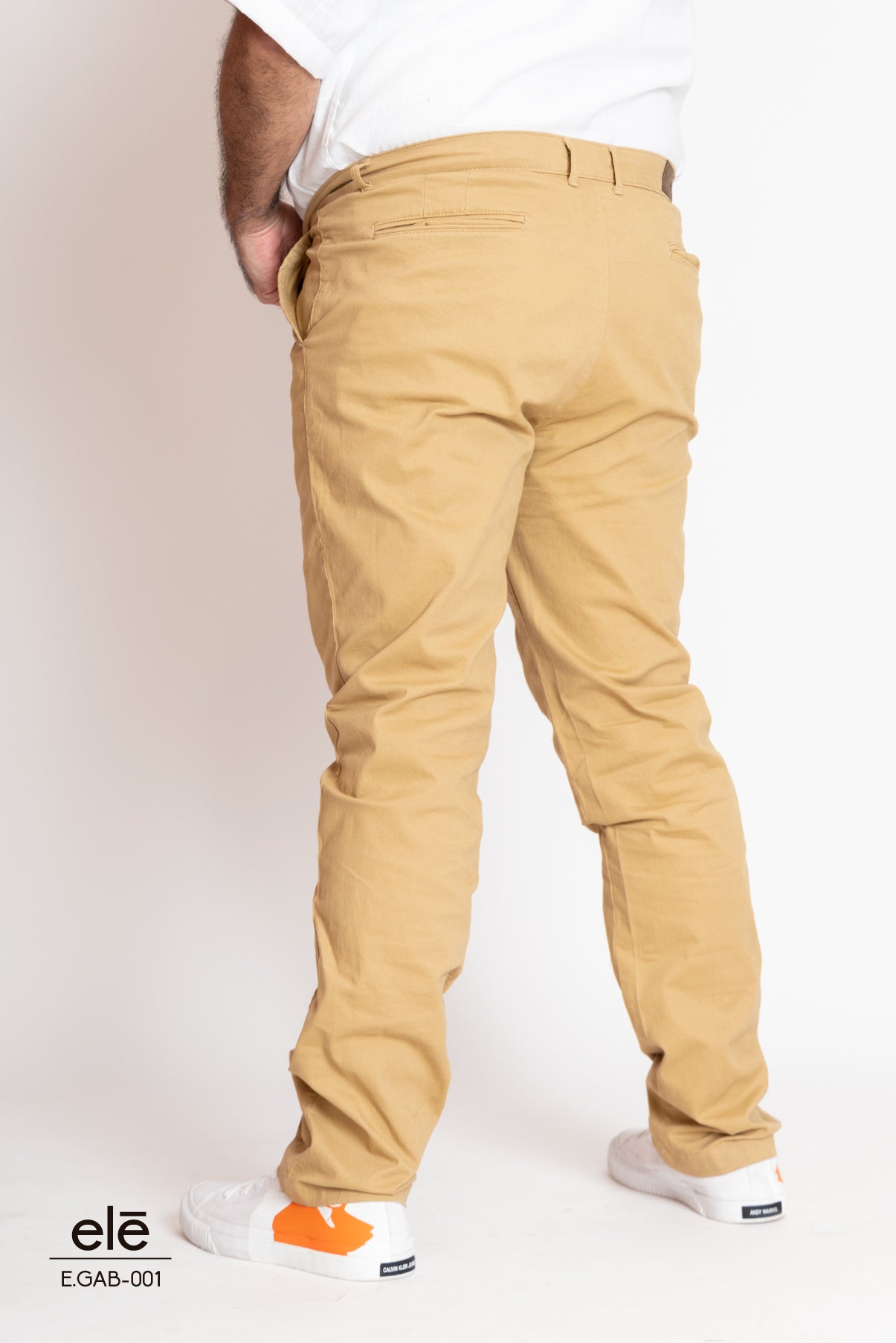 Pantalon gabardina beige online hombre